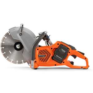 Easy to change blade guard position