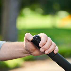 Electronic Deck Lift Assist